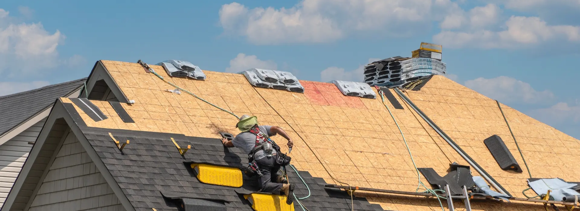 Contractor-focused CRM software company builds and designs payments integration tailored to the specific needs of their vertical market.